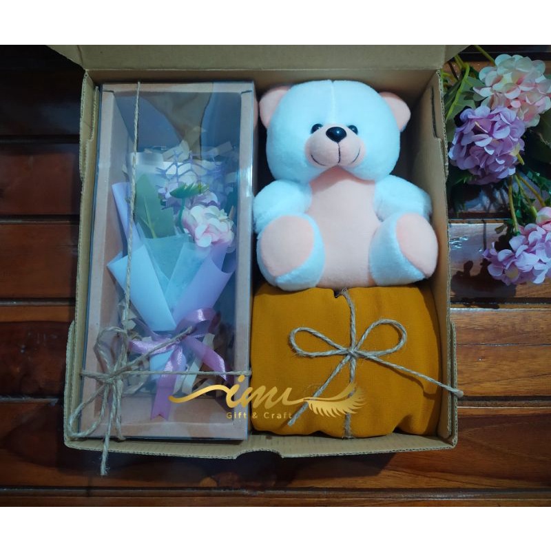 

Hamperz box/Kado ulang tahun/kado wisuda/kado anniversary/kado murah