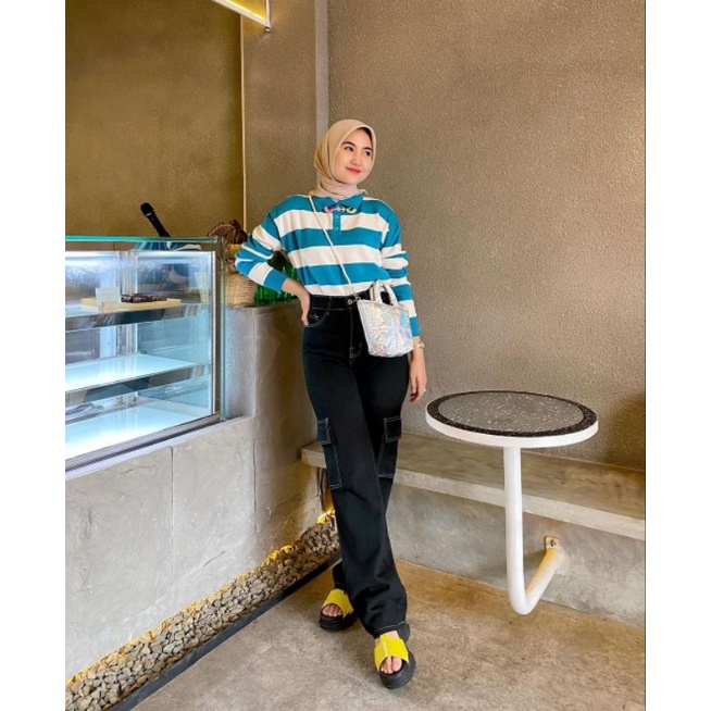 (27-30) HITAM LIST HW CARGO LOOSE JEANS / BLACK HW CARGO LOOSE JEANS / CELANA HIGHWAIST CARGO LOOSE JEANS WANITA CEWEK