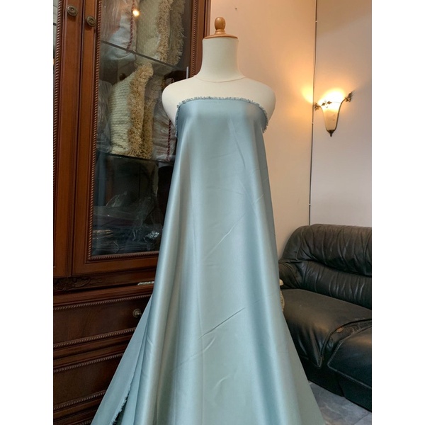 Kain Satin Velvet Premium Warna Dusty Green Bahan Seragaman Bahan Furing Bisa untuk Background Backdrop Foto Produk
