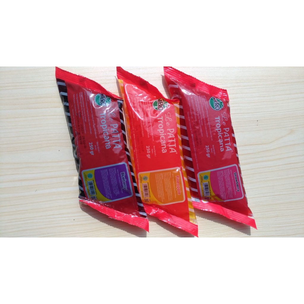 

LE PATTA MERO FILLING 250 gram STRAWBERRY BLUEBERRT PINEAPPLE | FILLING ISIAN ROTI RASA STROBERI BLUEBERRY NANAS