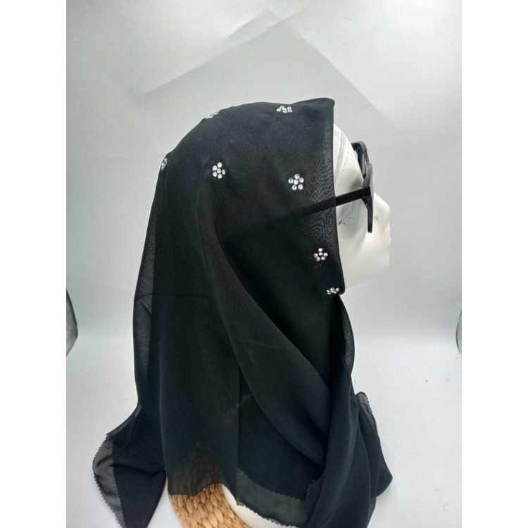 Hijab Bella Square Laser Payet Swarovski MOTIF BUNGA