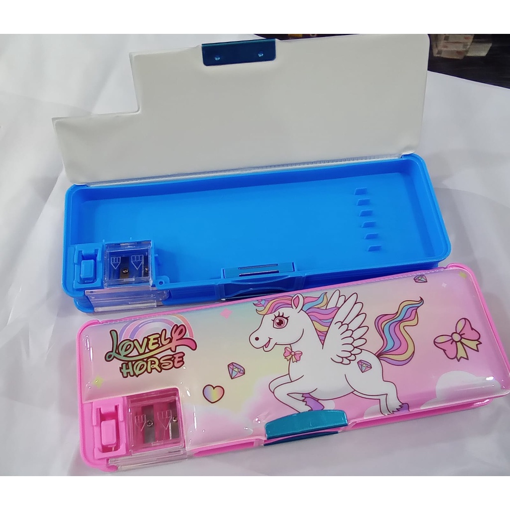 

Kotak Pensil Magnet 2 Sisi / Pencil Case Plus Rautan Karakter Kartun.