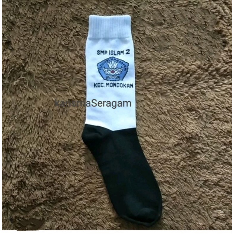 kaos kaki sekolah, bisa custom sesuai nama sekolah, terima order kaos kaki bordir sekolah