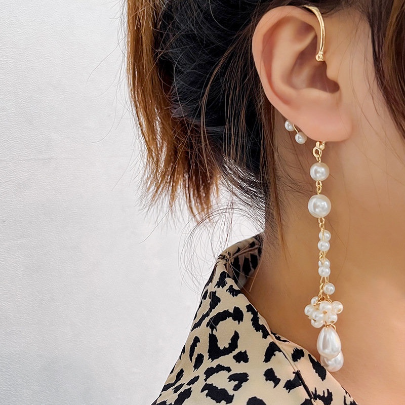 Anting Gantung Panjang Model Rumbai Asimetris Dengan Mutiara Untuk Wanita