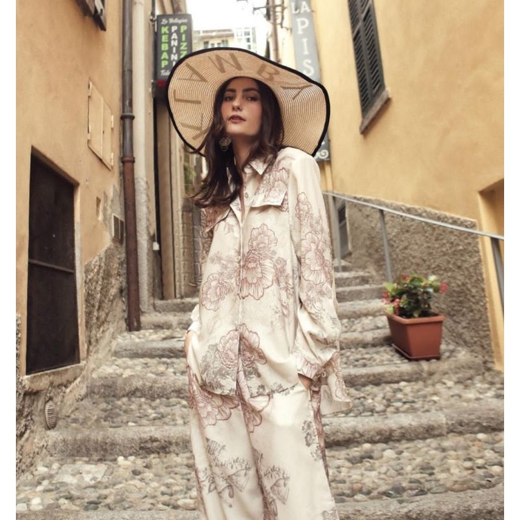 CHLOE SHIRT DOVE ORIGINAL (M) BY WEARING KLAMBY (preloved)