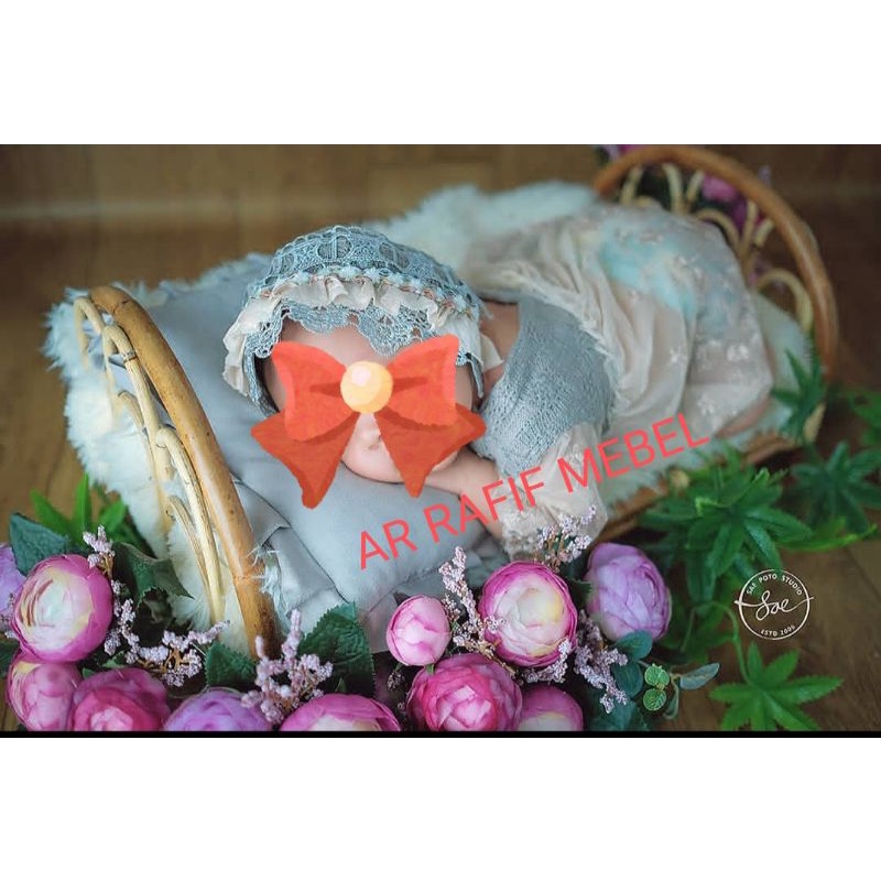 Baby property / box bayi / foto property bayi / baby newborn property / properti rotan
