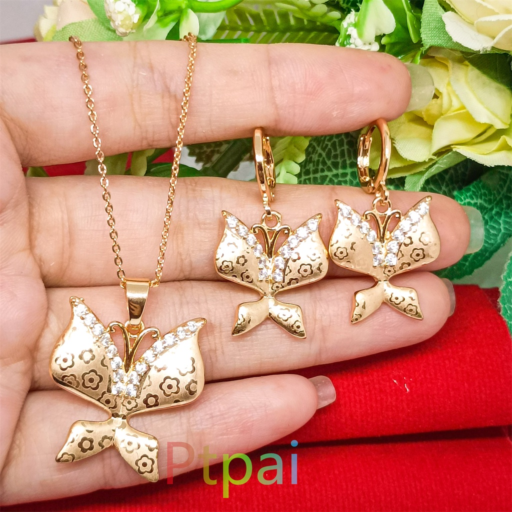 Set kalung Titaniun dan anting wanita hadiah kelas atas untuk pacar Set Perhiasan Lapis Emas 24K