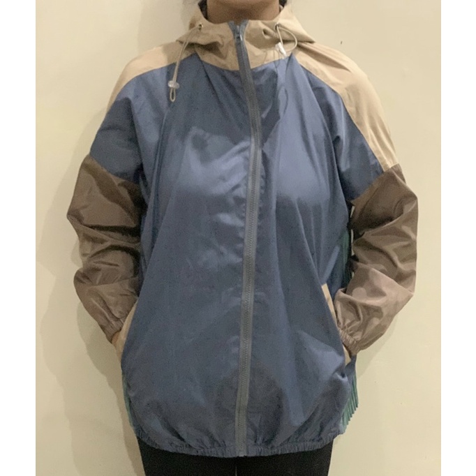 senya pleats jacket macaroon (sale defect)
