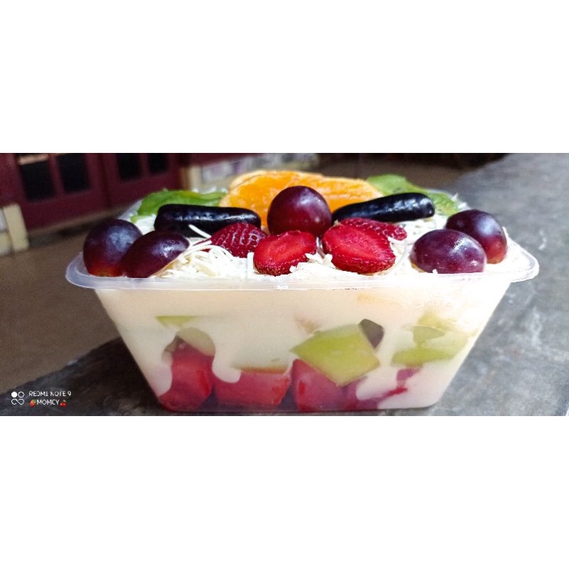 

salad buah full isian buah fresh homemade