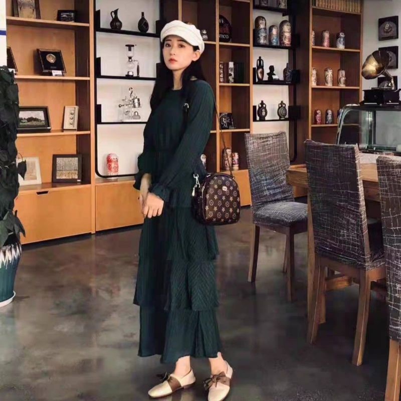 MDLV ~ 81280# Pjg Lingulatia Long Sleeve Tiered Dress Import