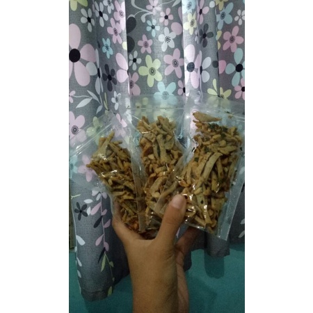 

basreng daun jeruk pedas