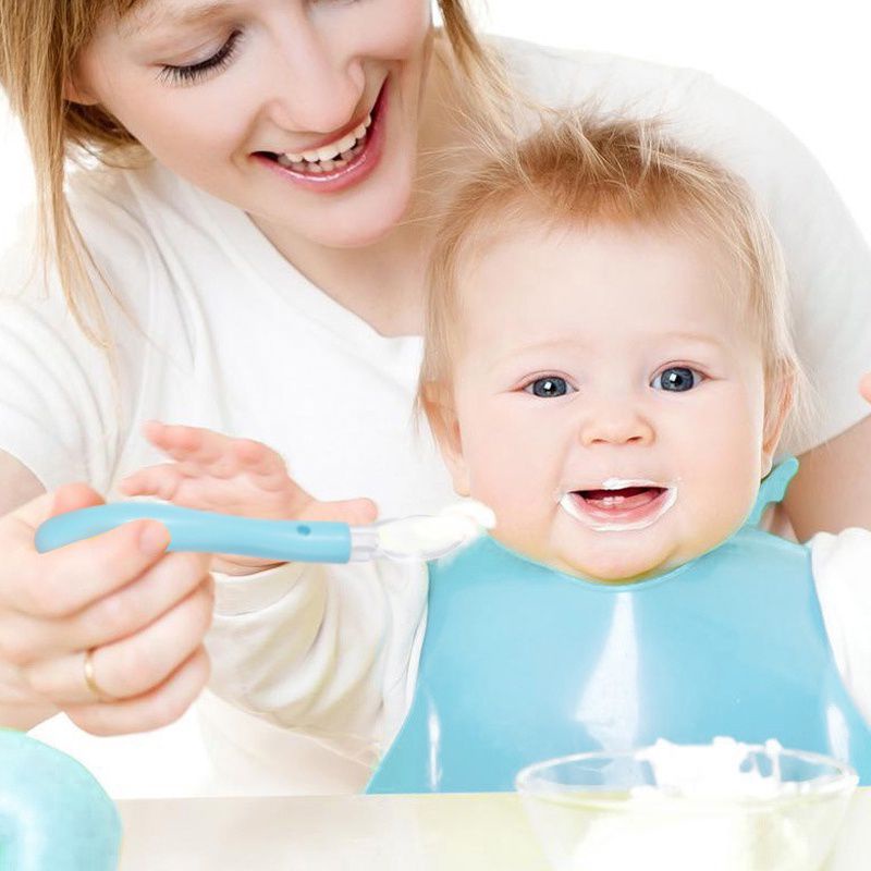 Sendok Makan Bayi Silicone Bahan Lembut dan Kenyal Aman untuk Gusi dan Gigi