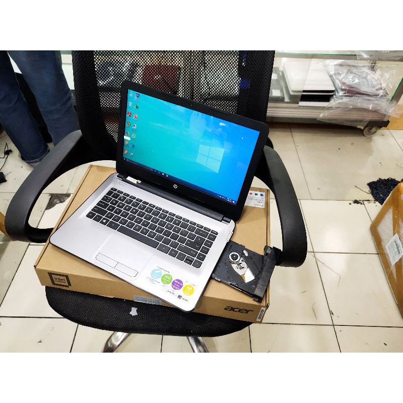 LAPTOP HP RAM 4GB SSD 128GB SUPER KENCANG WINDOWS 10 ZOOM SIAP PAKAI MULUS