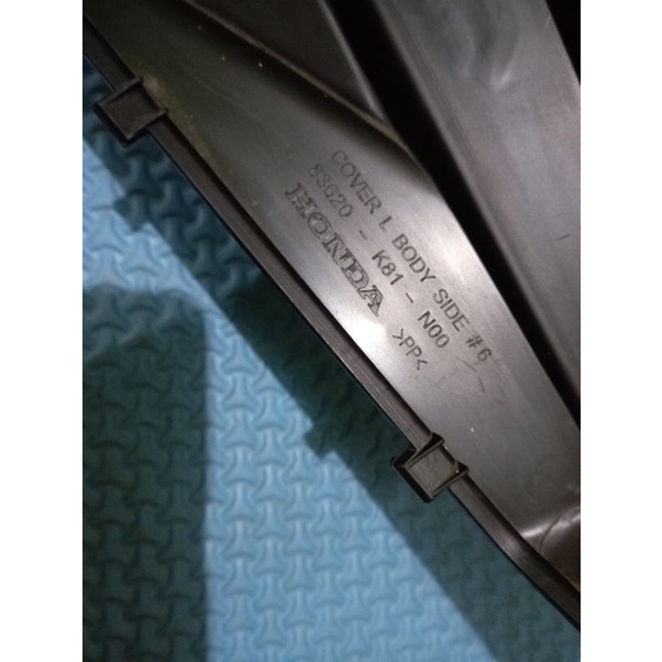 COVER L BODY SIDE SAMBUNGAN BODY DEPAN KIRI BEAT F1 ESP BEAT STREET K81 2016 2019 ORI