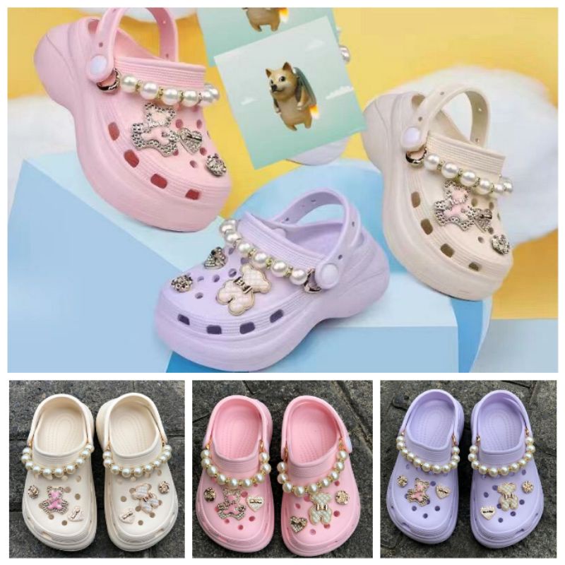 SANDAL FASHION ANAK BAE MUTIARA CLOG FREE JIBBITZ