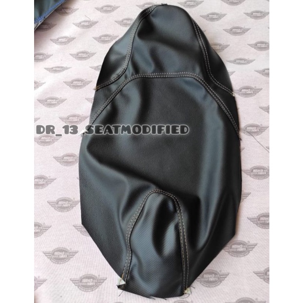 COVER / KULIT / SARUNG JOK HONDA VARIO 125 150 BAHAN MBTECH CARRERA CAMARO RIDERS