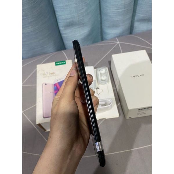 OPPO A71 RAM 3/32GB EX RESMI OPPO INDONESIA DUAL SIM SECOND FULLSET NO MINUS