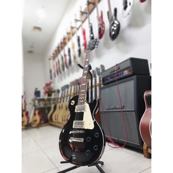 gitar elektrik listrik Gibson Les Paul black beauty