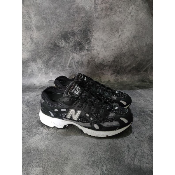 new balance 827 second