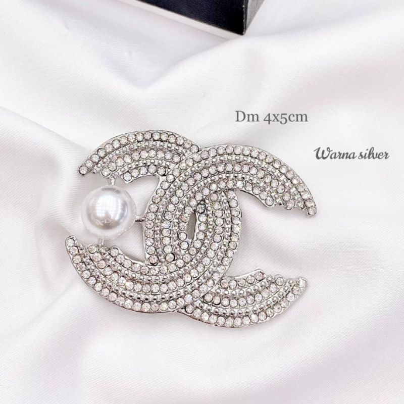Bros import Bros CH Branded Band cantik mata kilau Brooch Channel Peniti bros hiasan baju di dada kualitas Import Peniti Baju Import swarovsky bros Premium fashion import bahan BagusB33