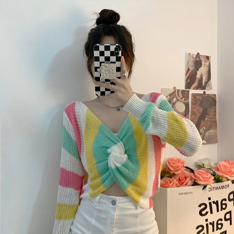 Musim Semi dan Musim Gugur 2022 Desain Retro Baru Rasa V-Leher Palang Pusar Warna Rajutan Sweater Lengan Panjang Pendek Wanita Pasang Atas