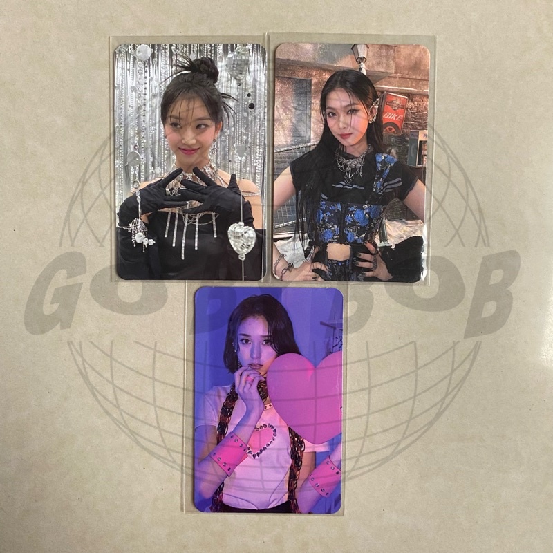 stayc sumin isa j young luv album ar concept pc poca photocard
