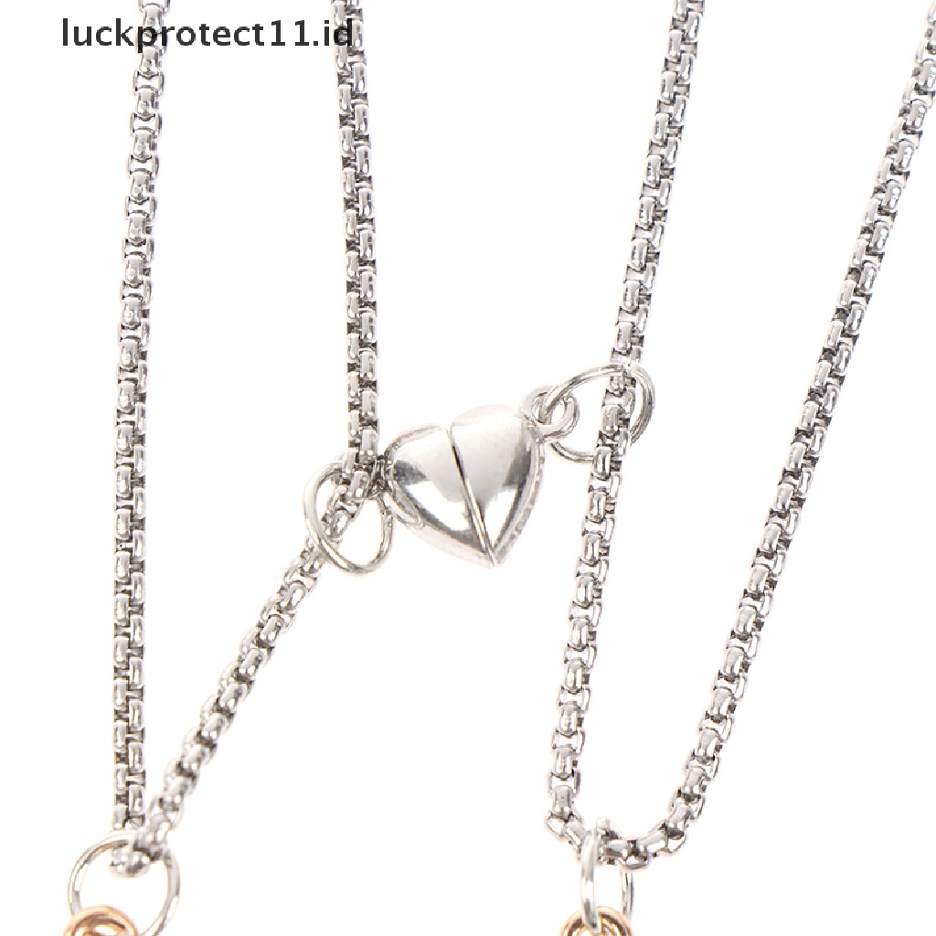 2pcs / Set Kalung Magnet Bentuk Astronot Untuk Pasangan