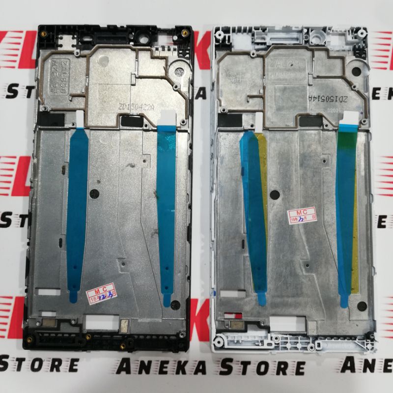 FRAME TATAKAN LCD LENOVO P70 / P70A