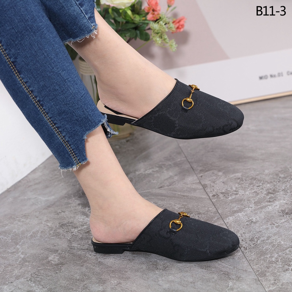 GC  GG Canvas Flat Mules B11-3