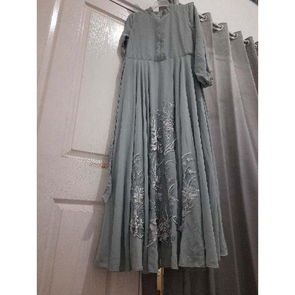 Gamis Dress Gaun Mewah bisa untuk lamaran atau akad nikah gaun walimah gaun kondangan preloved like 