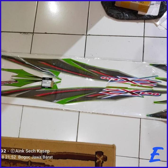 striping sticker zx130 hijau 2006