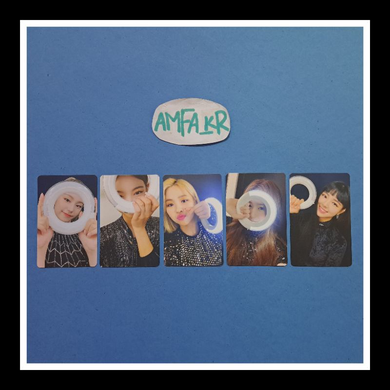 [SHARING] ITZY OFFICIAL LIGHT RING photocard lightring yeji lia ryujin chaeryeong yuna