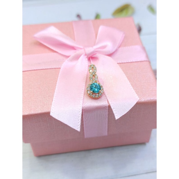 liontin oval mata biru fashion