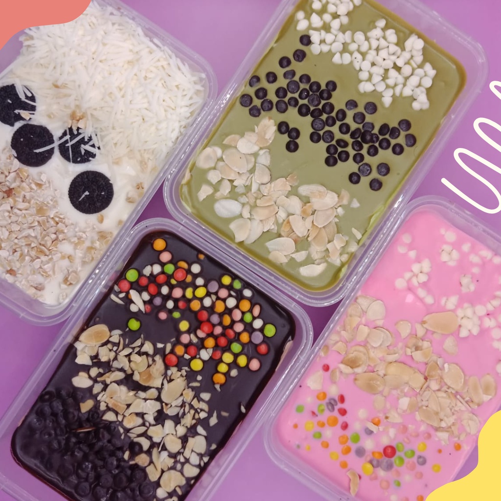 

Dessert Box Premium Big Size Rasa Ganache Coklat Matcha Strawberry (1000ml)