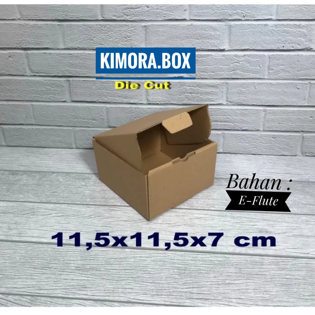 

KARDUS/KARTON/BOX UK.11,5x11,5x7 cm..........model kardus pizza