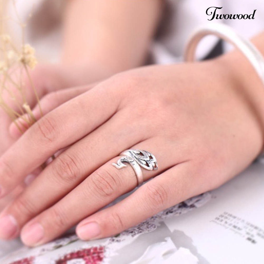 Cincin Model Terbuka Desain Merak Gaya Vintage Warna Silver Untuk Wanita