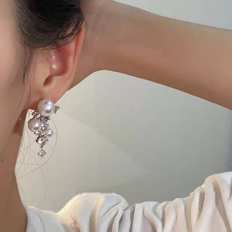 Anting Tusuk Gantung Bahan Sterling Silver 925 Desain Geometri + Mutiara + Berlian Gaya Trendy Untuk Wanita