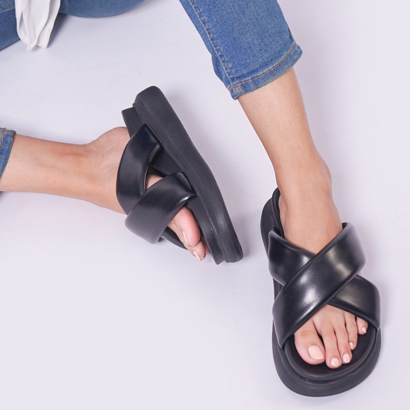 Dunkenstock CHACHA Sandal Wedges Wanita Kekinian Sendal Slide Casual Cewek Slop Hak Platform Terbaru