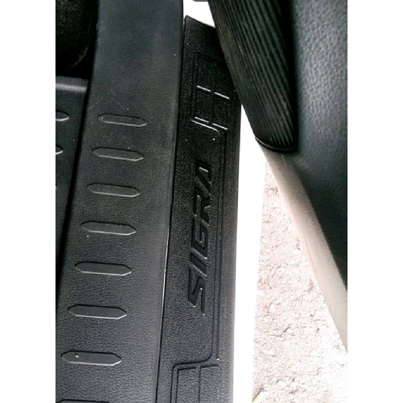 Sealplate samping Injakan Pintu mobil Calya dan Sigra