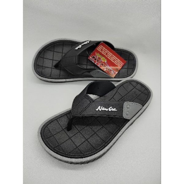 Sanda Jepit Anak Laki - Laki S33-38 New Era TG8030