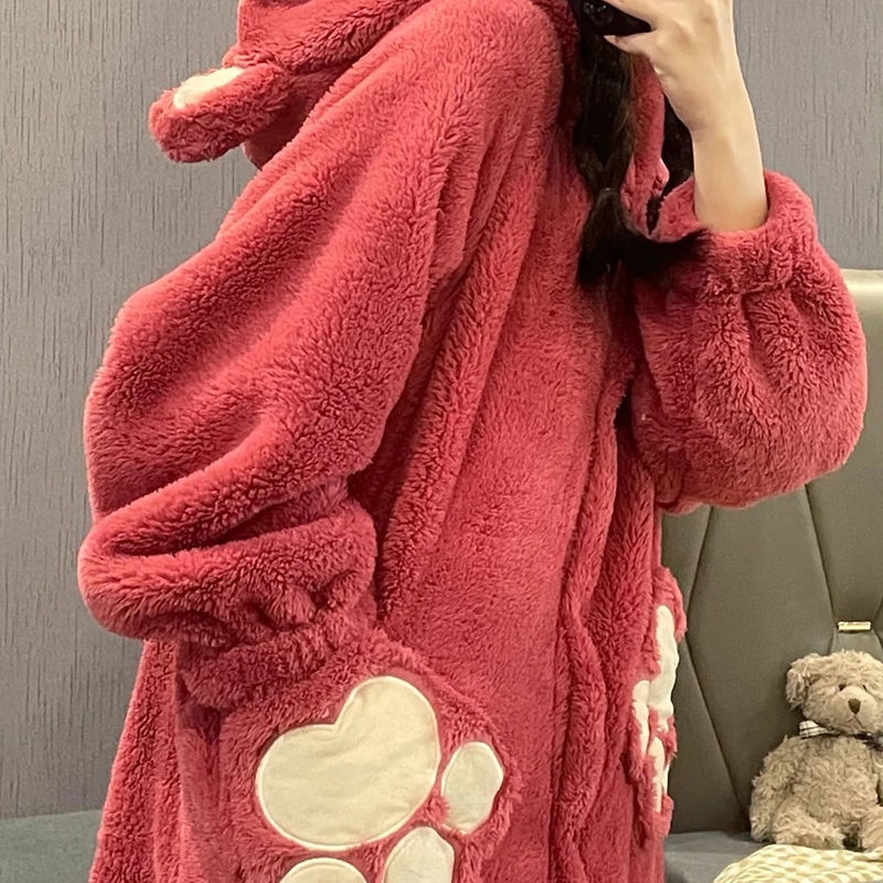 Suhao anak laki-laki bermata besar piyama flanel wanita musim gugur dan musim dingin plus beludru tebal bulu karang strawberry bear ukuran besar longgar bisa dipakai di luar baju tidur