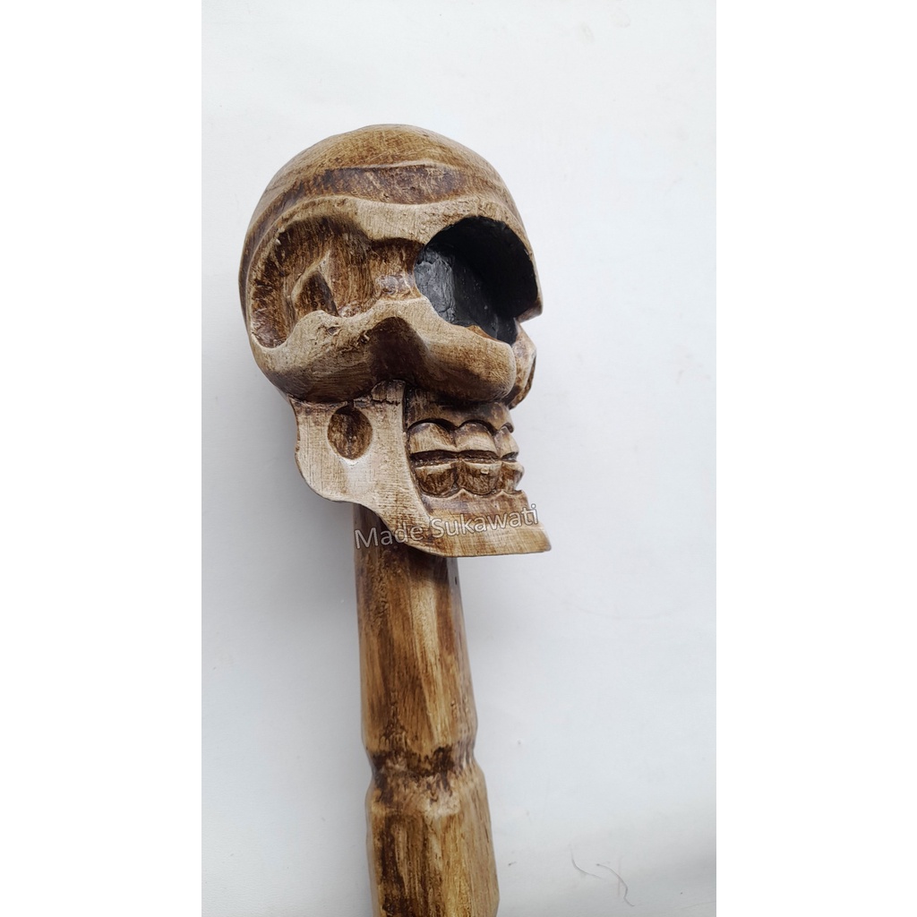 Kerajinan tongkat kayu 110cm ukiran Tengkorak skull