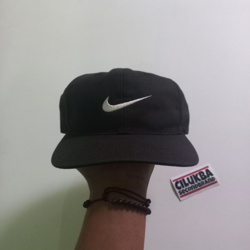 topi nike vintage 90s