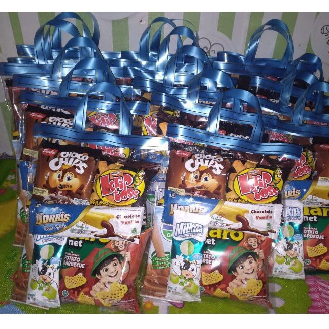 parcel lebaran tali pita/paket Snack ultah murah