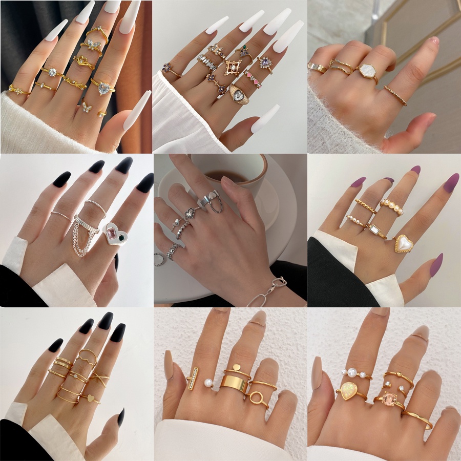 4 / 5 / 6 / 9 Pcs / Set Cincin Kombinasi Desain Kupu-Kupu Hati Bintang Aksen Rantai Kristal Untuk Wanita