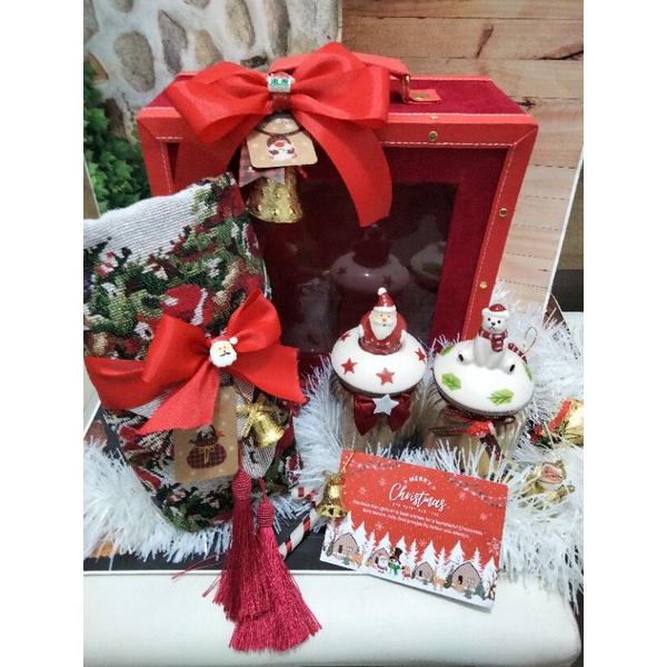 

Hampers Premium Christmas/Natal box suede