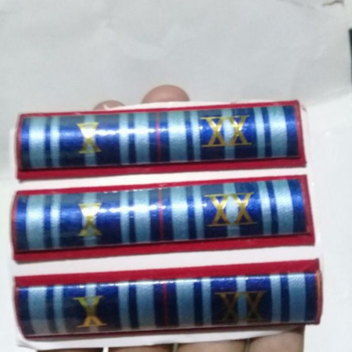 Pin Satya Lencana 10 Dan 20 Tahun (Magnet)