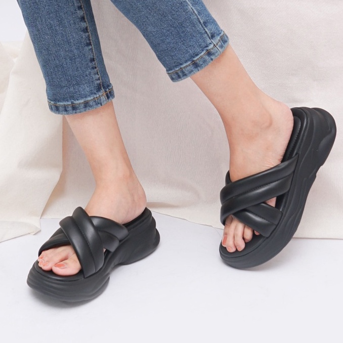 SARA SARA YUK - NAGITA Sandal Wanita Wedges Silang Tinggi 5cm Size 36 - 40 Casual Sendal Cewek Platform Kondangan Hak Tinggi 5cm Size 37 38 39 Pergi Jalan Santai Rumah Slop Warna Hitam Black White Putih Brown Selop Premium Original Kekinian Terbaru Shoes