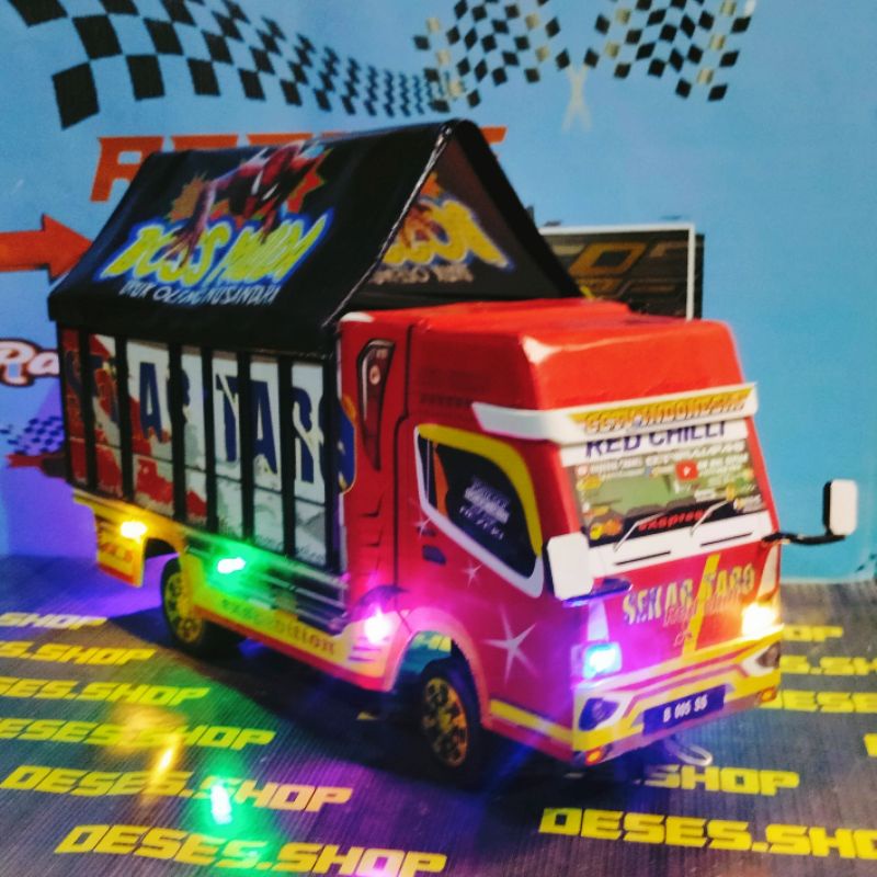 miniatur truck oleng BISA CUSTOM FOTO DAN NAMA DI PINTU BELAKANG