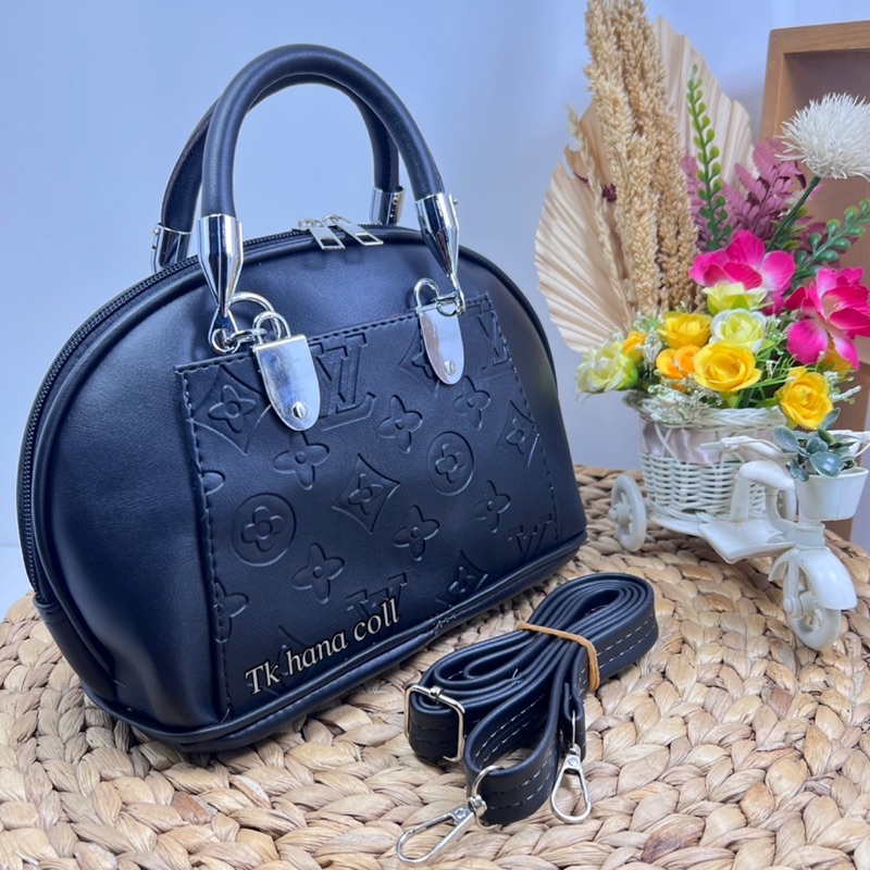 TAS WANITA ALMA MINI EMBOS/TAS KERANG WANITA SIZE 22x18CM MOTIF RENDOM